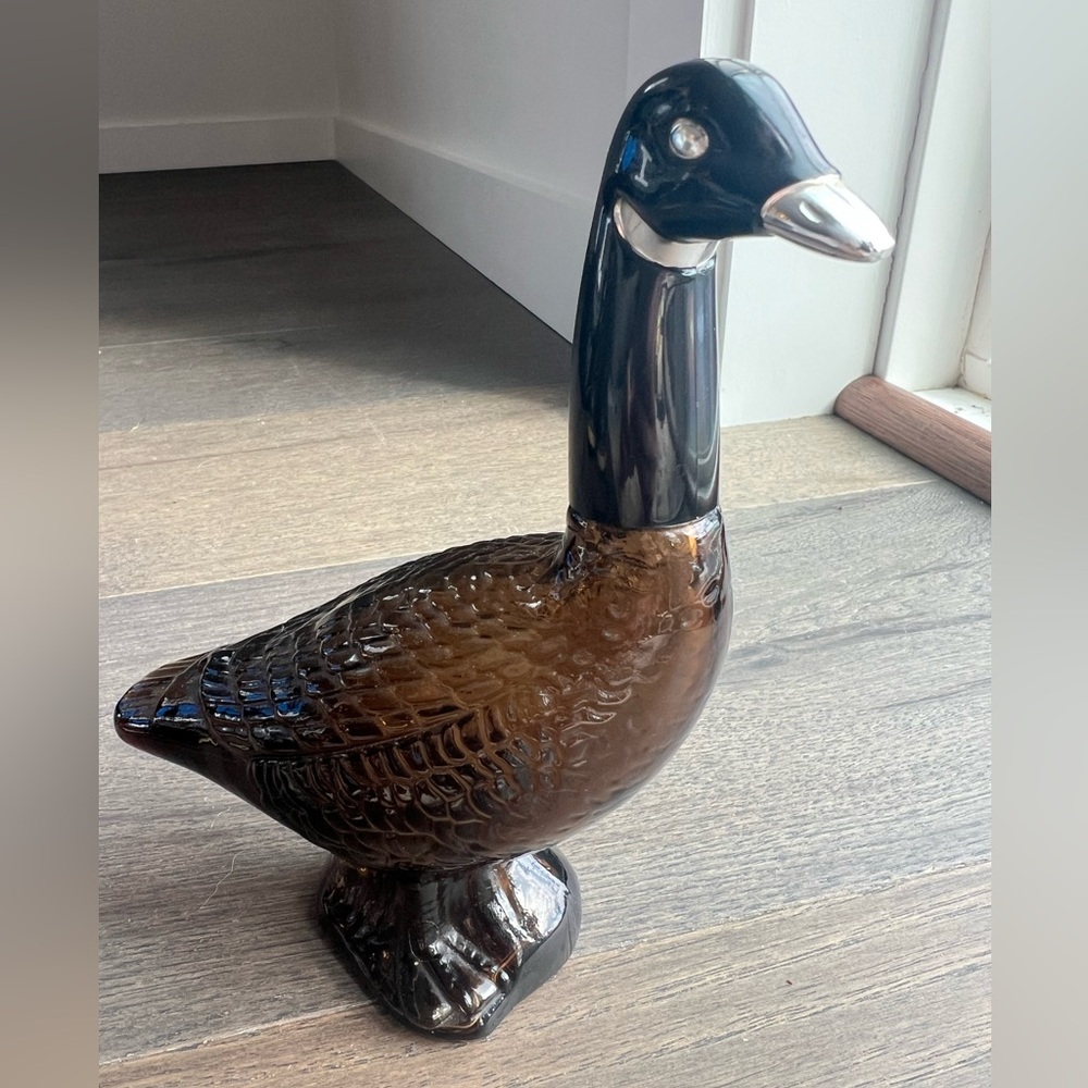 AVON Canadian Goose Amber Bottle Vintage